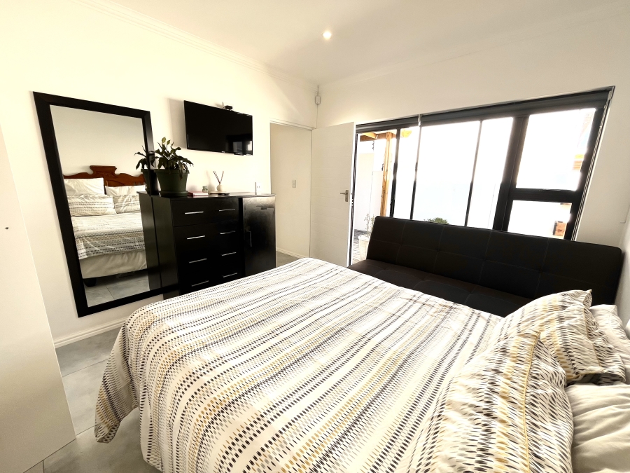 3 Bedroom Property for Sale in Sandown Western Cape